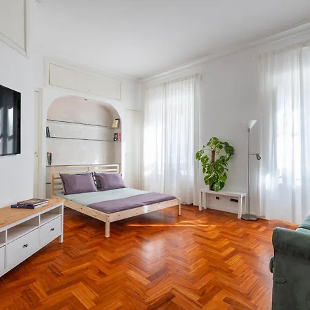 Your Elegant Loft At Termini Station-2